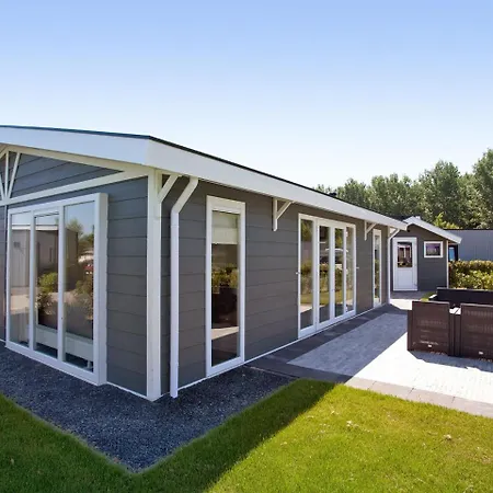 Feriehus Holiday Home Droompark Buitenhuizen.7