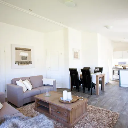 Holiday Home Droompark Buitenhuizen.7 Velsen-Zuid