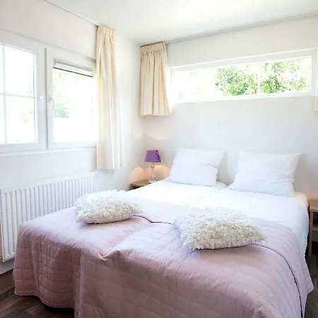 Feriehus Holiday Home Droompark Buitenhuizen.7
