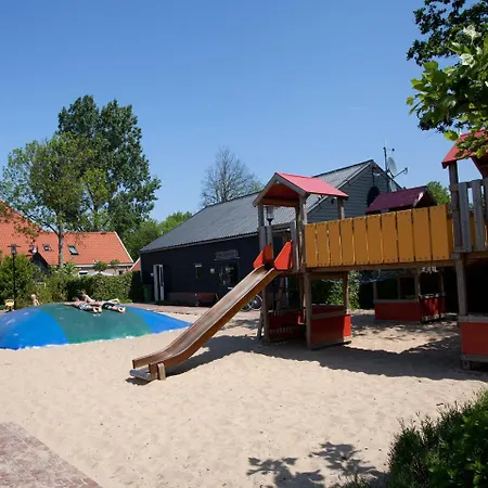 Holiday Home Droompark Buitenhuizen.7 펠선자위트