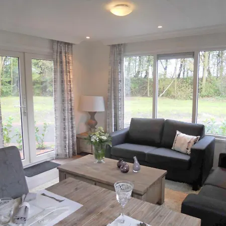 Holiday Home Droompark Buitenhuizen.7 펜션 *